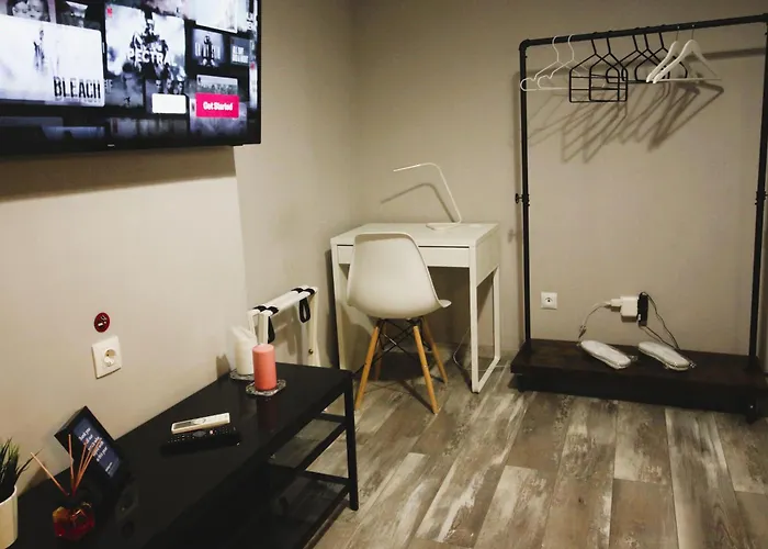 Yannis Apartments - Stylish Stay With High-Speed Wi-Fi