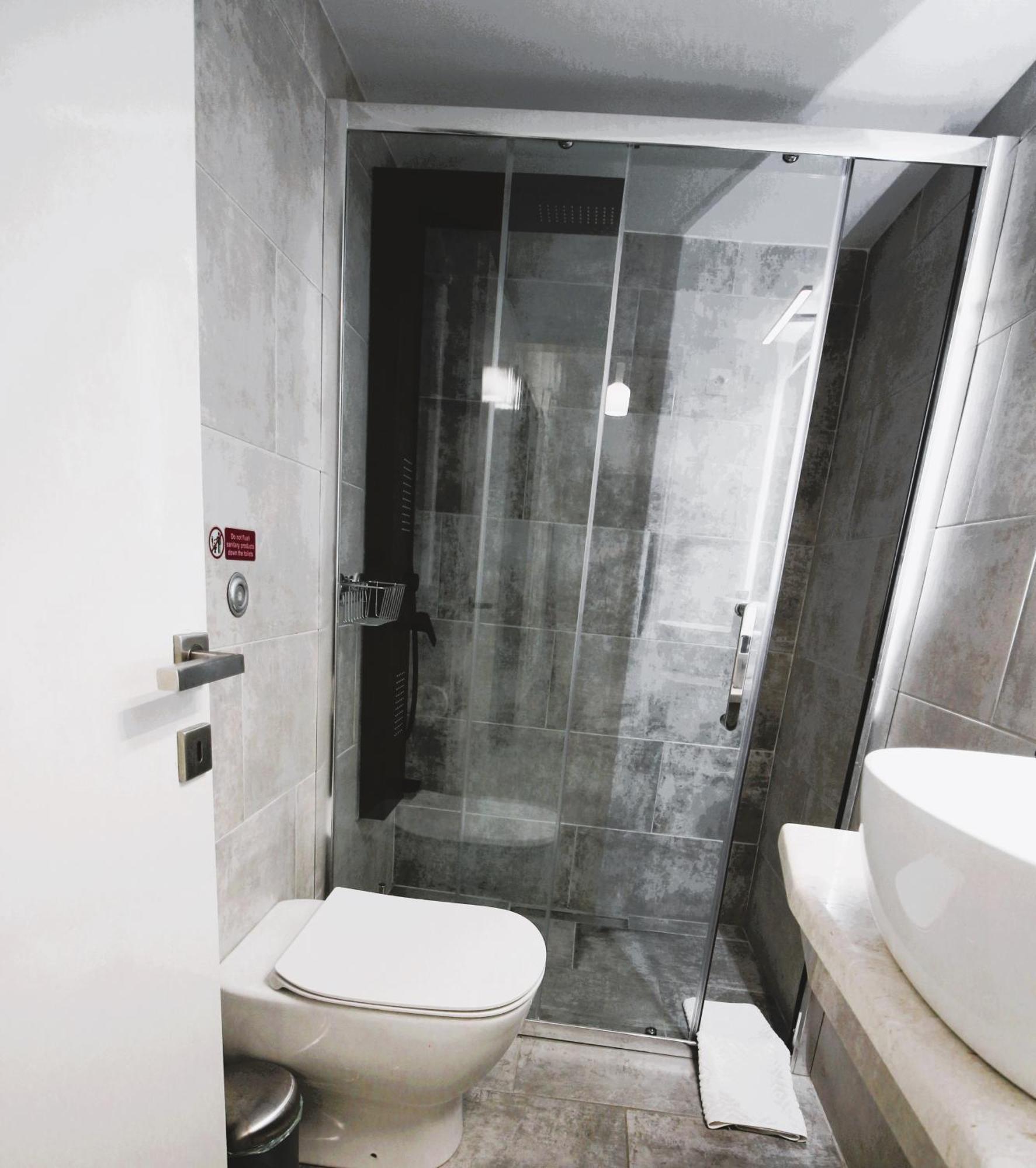 Yannis - Stylish With High-speed Wi-fi Apartment *